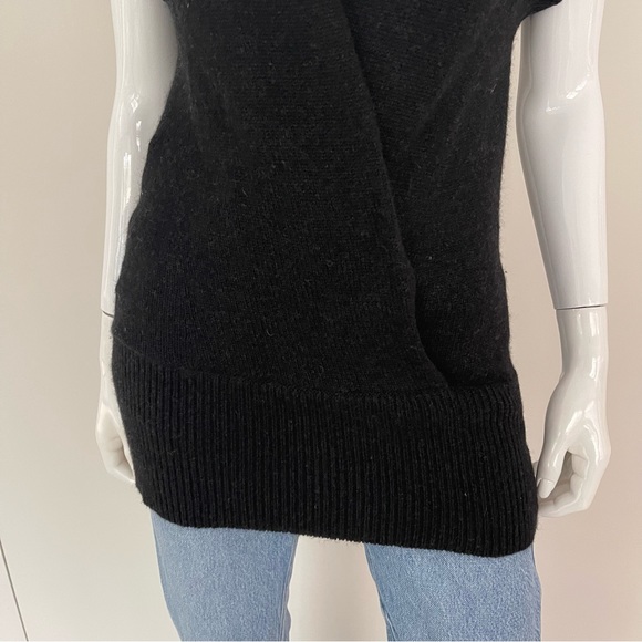 VINCE S/L Cashmere Crossover Long Vest in Black - Picture 4 of 10